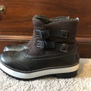 Ugg waterproof boots